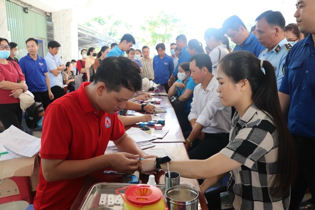 Lan tỏa phong trào hiến máu tình nguyện của tuổi trẻ xứ Dừa