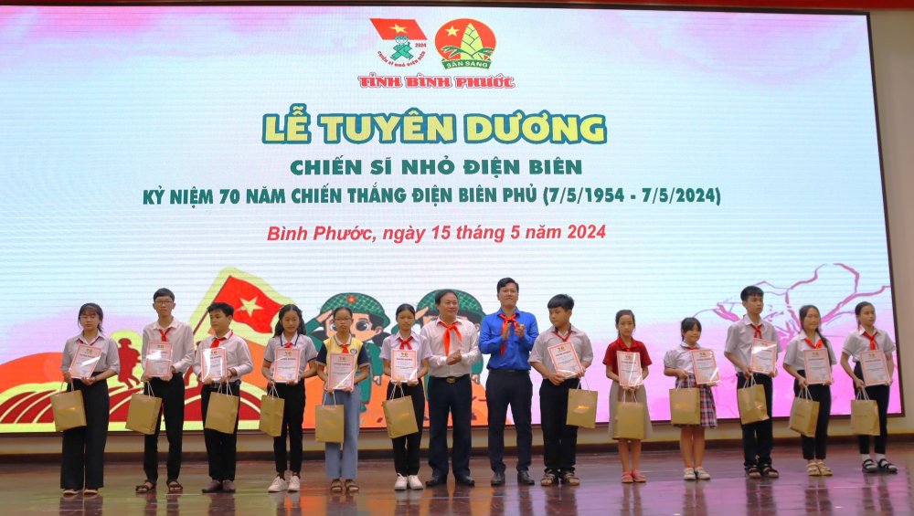 Bình Phước kỷ niệm 83 năm Ngày thành lập Đội Thiếu niên Tiền phong Hồ Chí Minh 