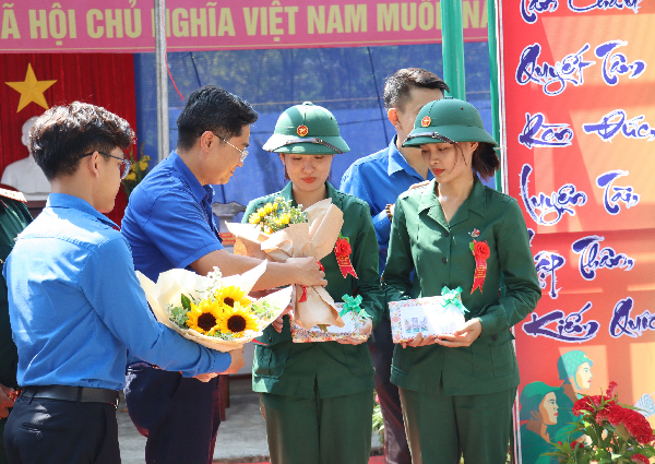 Tây Ninh: Sôi nổi Hội trại “Tuổi trẻ tòng quân” năm 2023
