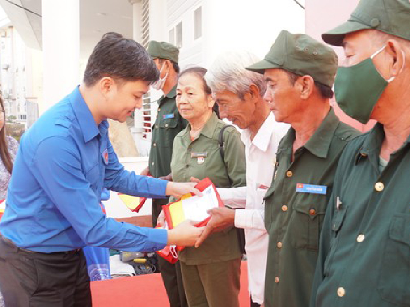 Nhiều công trình, phần việc ý nghĩa tại chương trình Tháng ba biên giới ở Kiên Giang