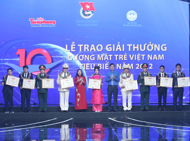 Tuyên dương 10 Gương mặt trẻ Việt Nam tiêu biểu năm 2022