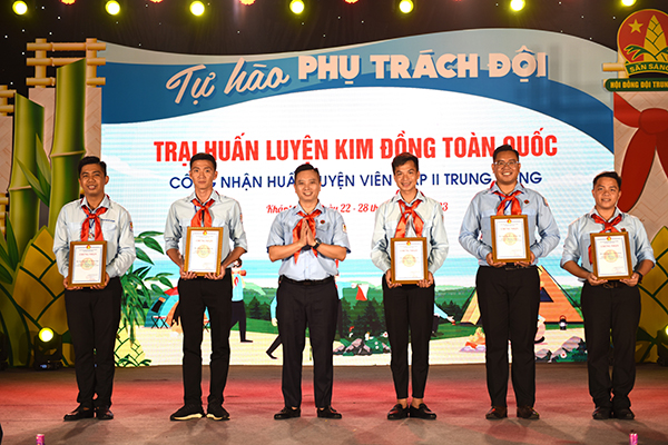 Trại Huấn luyện Kim Đồng: 61 Trại sinh được công nhận Huấn luyện viên cấp II Trung ương