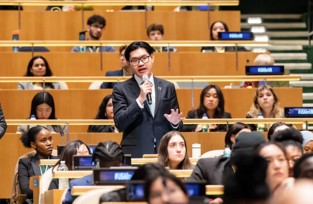 Nam sinh Việt Nam 22 tuổi phát biểu tại Đại hội đồng Liên hợp quốc