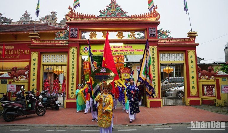 Tổ chức Lễ hội truyền thống Điện Huệ Nam tại Huế