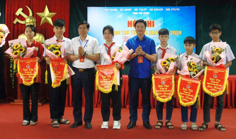 Hà Nam: 75 thí sinh tham gia hội thi tin học trẻ năm 2024