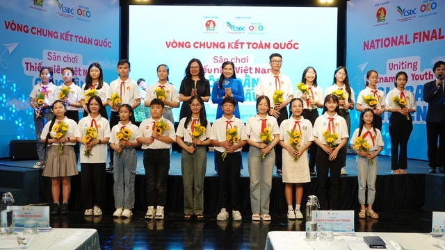 Trao giải thưởng ‘khủng’ tại sân chơi ‘Thiếu niên Việt Nam - Công dân toàn cầu’