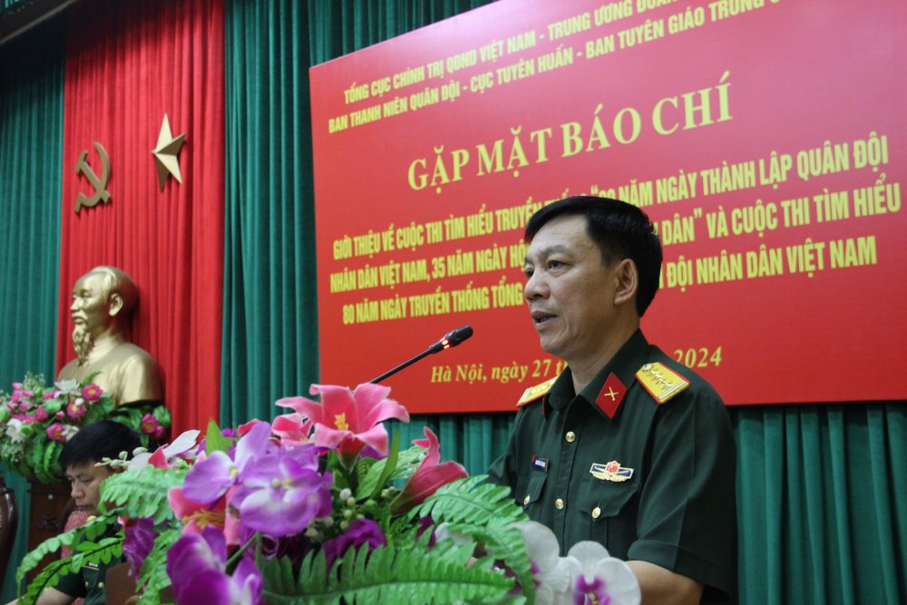 Tham gia cuộc thi tìm hiểu truyền thống Quân đội Nhân dân Việt Nam để nhận nhiều phần thưởng giá trị