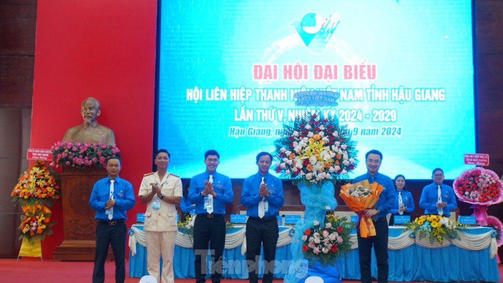 Anh Trương Minh Hoàng tái đắc cử Chủ tịch Hội LHTN Việt Nam tỉnh Hậu Giang nhiệm kỳ 2024 - 2029