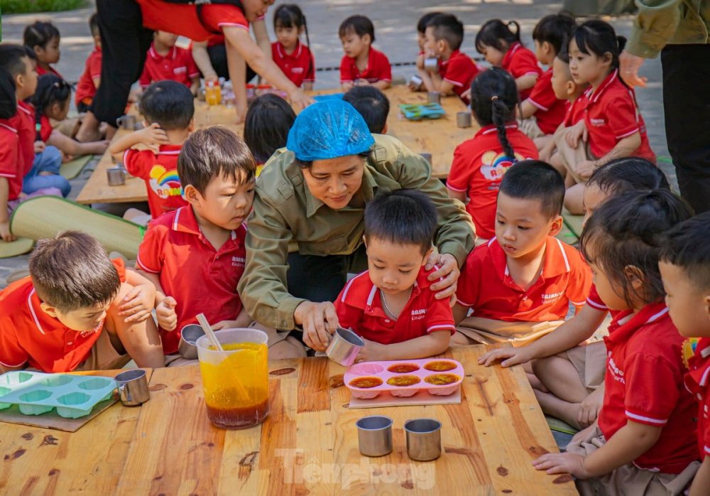 Thanh niên khởi nghiệp với cỏ cây bên dãy Bái Đính