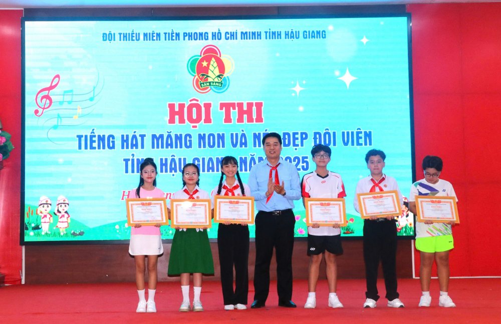 Hậu Giang: Hội thi “Tiếng hát măng non và Nét đẹp đội viên” tỉnh năm 2025