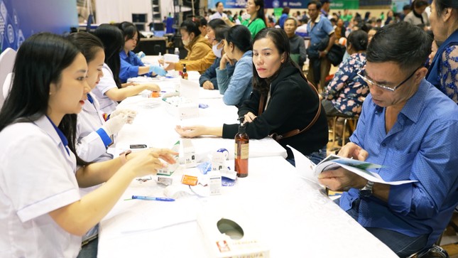 Thầy thuốc trẻ xứ Thanh xung kích, tình nguyện vì sức khỏe cộng đồng