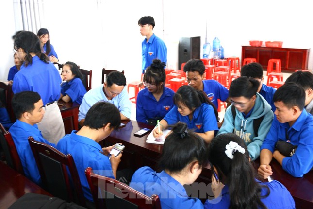 Trang bị kiến thức, kỹ năng an toàn trên không gian mạng cho thanh niên