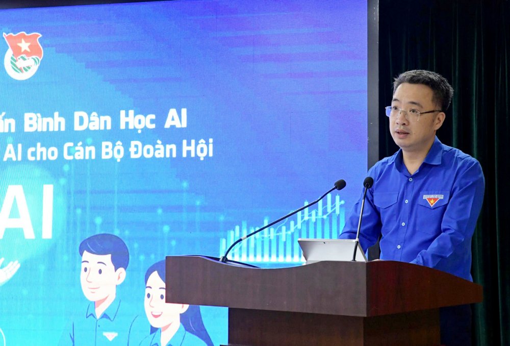 Khởi động chương trình 