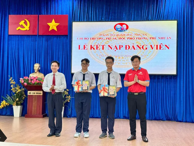 Ươm 'hạt giống đỏ' từ chiến dịch Hoa phượng đỏ