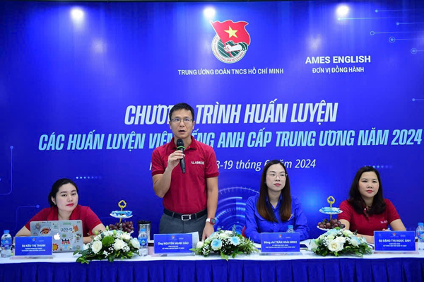 Trung ương Đoàn triển khai chương trình Huấn luyện các tình nguyện viên dạy tiếng Anh cấp Trung ương (T4T)