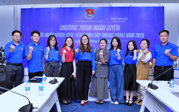 Khai mạc Chương trình tập huấn tình nguyện viên dạy tiếng Anh cấp Trung ương năm 2025