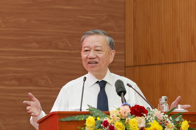 Tổng Bí thư Tô Lâm: Mặt trận và các đoàn thể chính trị - xã hội phải thực sự đi đầu, là trung tâm quy tụ, dẫn dắt phong trào và lòng dân