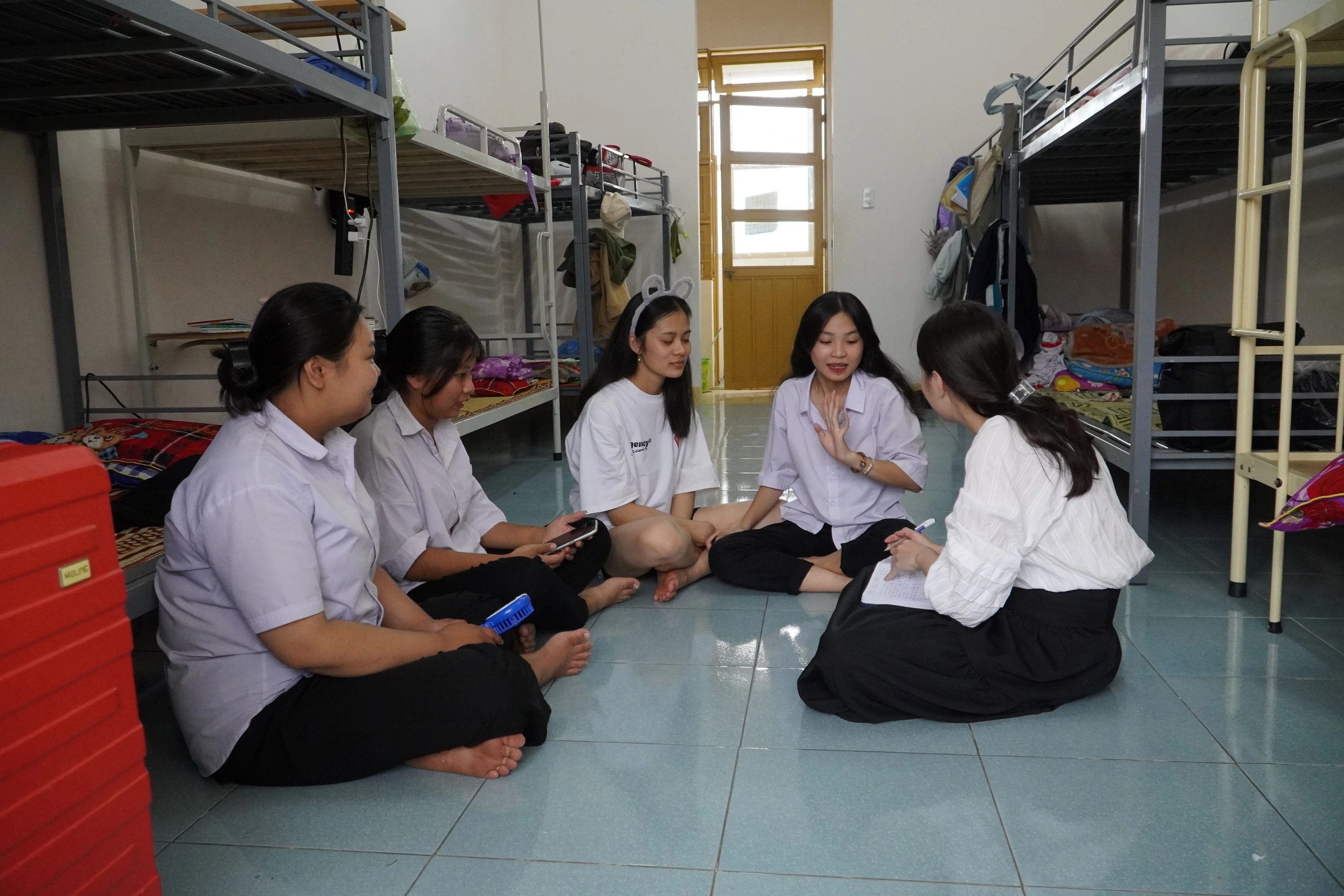 Chỗ ở, bữa ăn sẵn sàng tiếp sức thí sinh vùng sâu