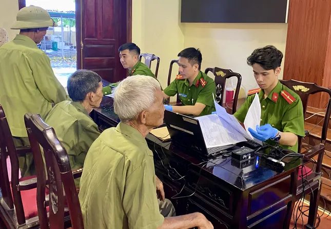 Tuổi trẻ Thanh Hóa xung kích cao điểm 18 ngày thu nhận mẫu ADN cho thân nhân liệt sĩ