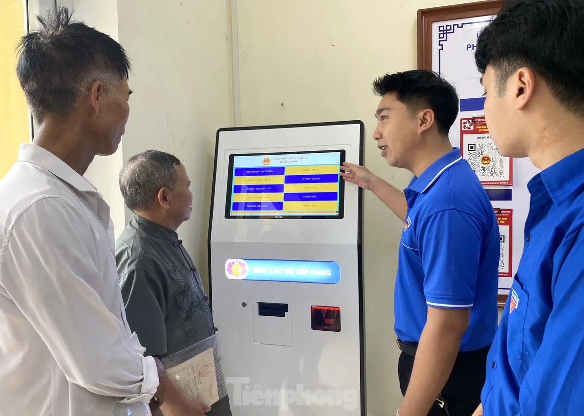 'Ai cũng vui vẻ vì thủ tục được giải quyết nhanh gọn'