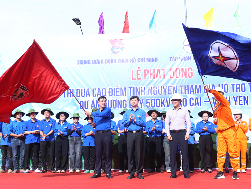 Phát động đợt thi đua cao điểm tình nguyện hỗ trợ thi công Dự án đường dây 500kV Lào Cai – Vĩnh Yên