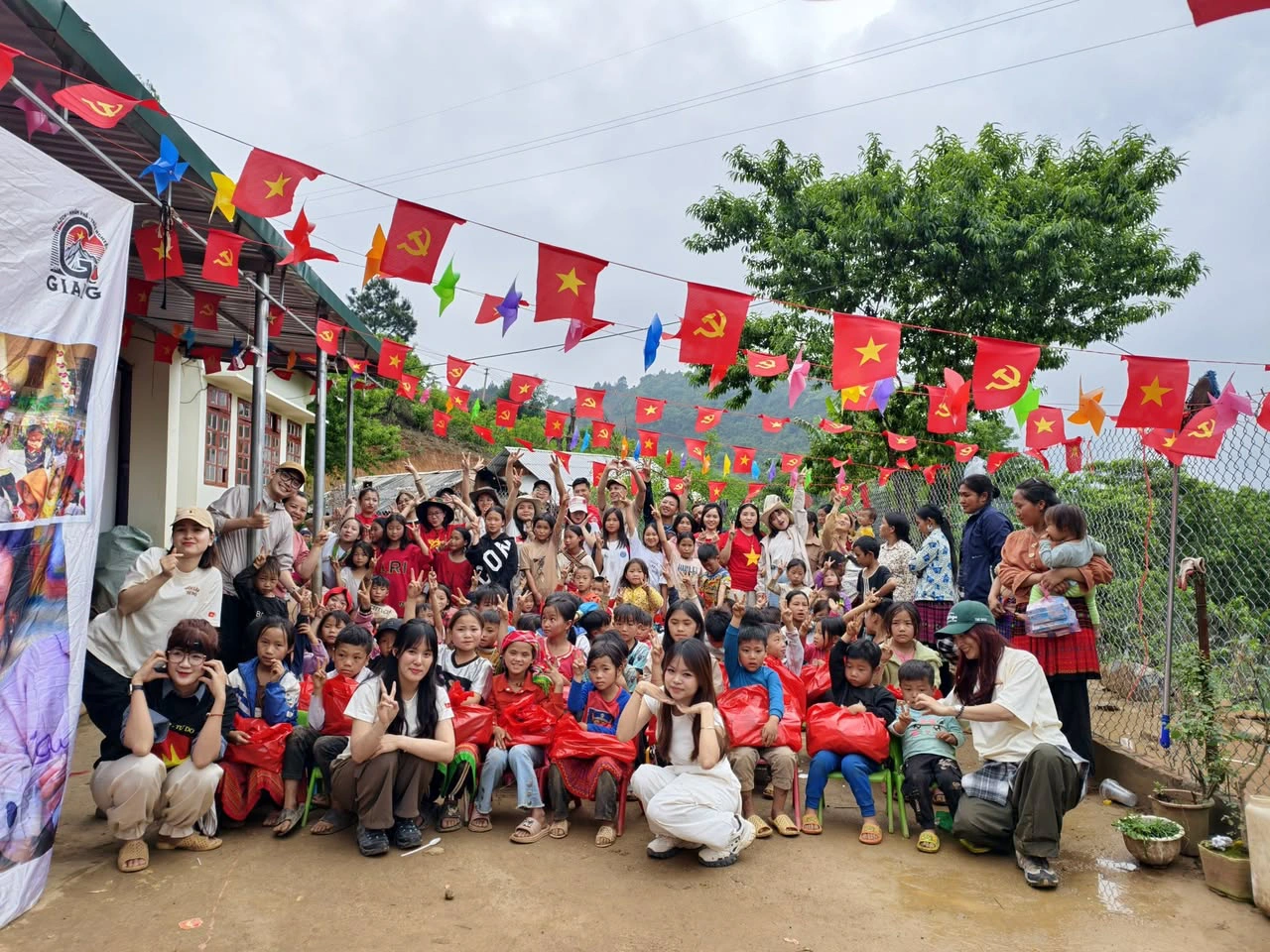 Chàng trai thực hiện các chuyến trekking để làm những điều đặc biệt