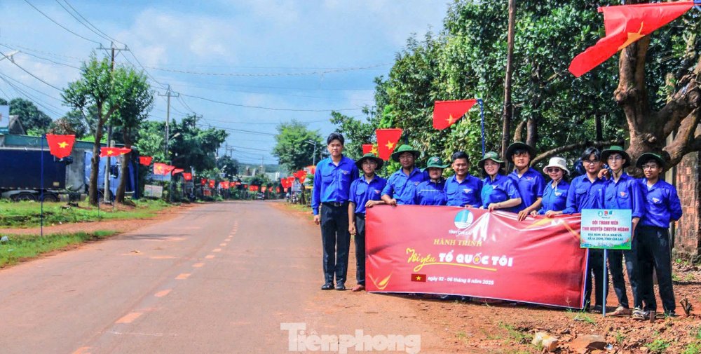 Mùa hè xanh của tuổi trẻ Gia Lai tại vùng xa, biên giới