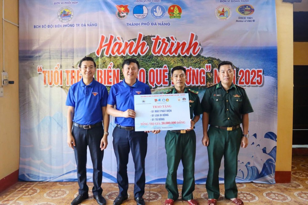Chia sẻ ảo, trao giá trị thật