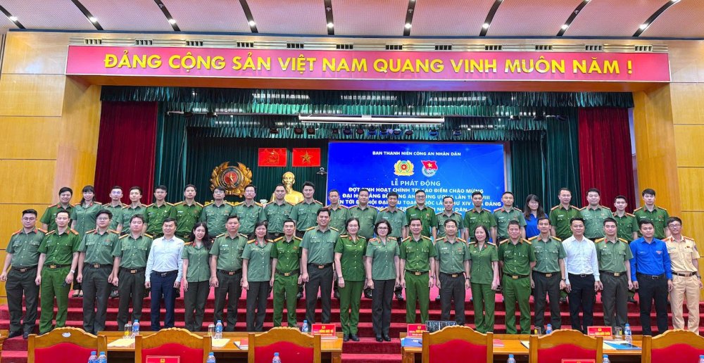 Đợt sinh hoạt chính trị cao điểm của tuổi trẻ Công an Nhân dân