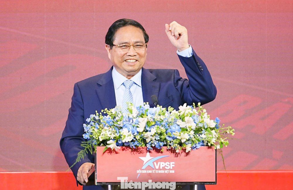 Thủ tướng Phạm Minh Chính nêu 5 câu hỏi, 6 mong muốn với doanh nhân Việt Nam