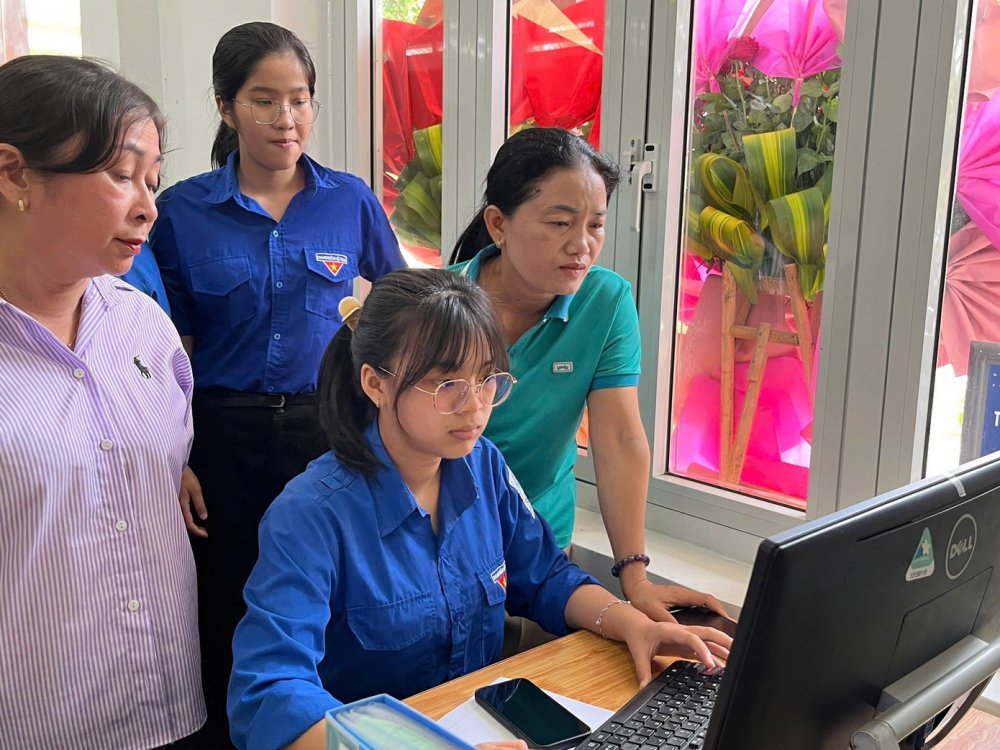 Tuổi trẻ Khánh Hòa trở thành cầu nối tin cậy của người dân