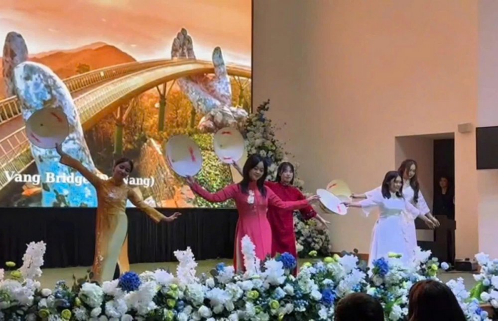 Sinh viên Việt Nam lan tỏa văn hóa Việt tại Uzbekistan