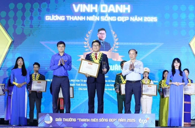 Doanh nhân 9X điều hành 6 công ty và lan tỏa lối sống đẹp