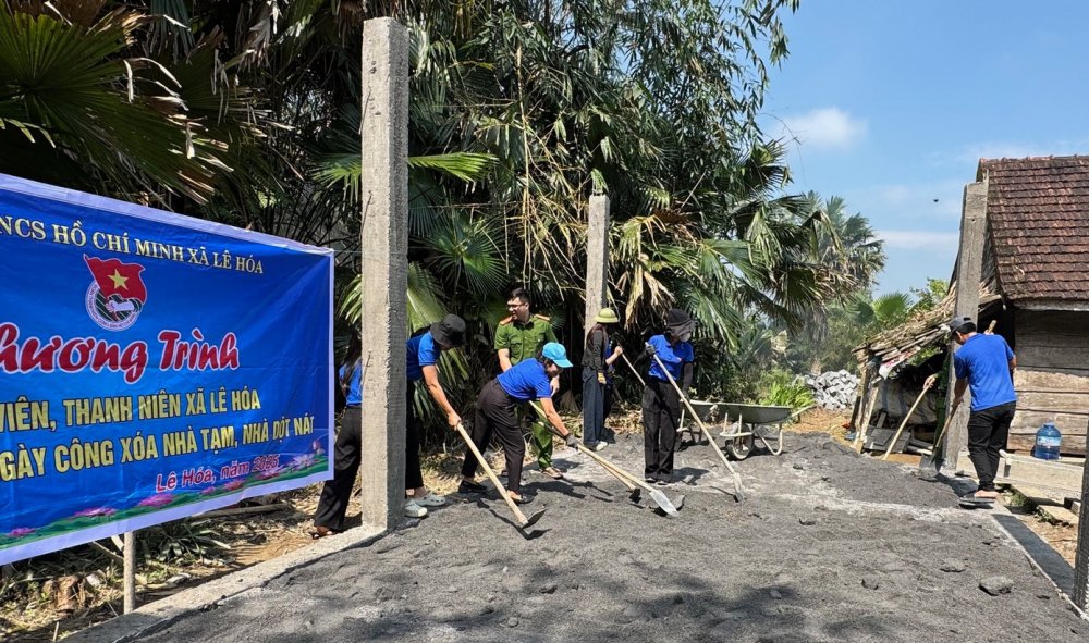 Những ngôi nhà mới giữa đại ngàn, bên triền cát trắng