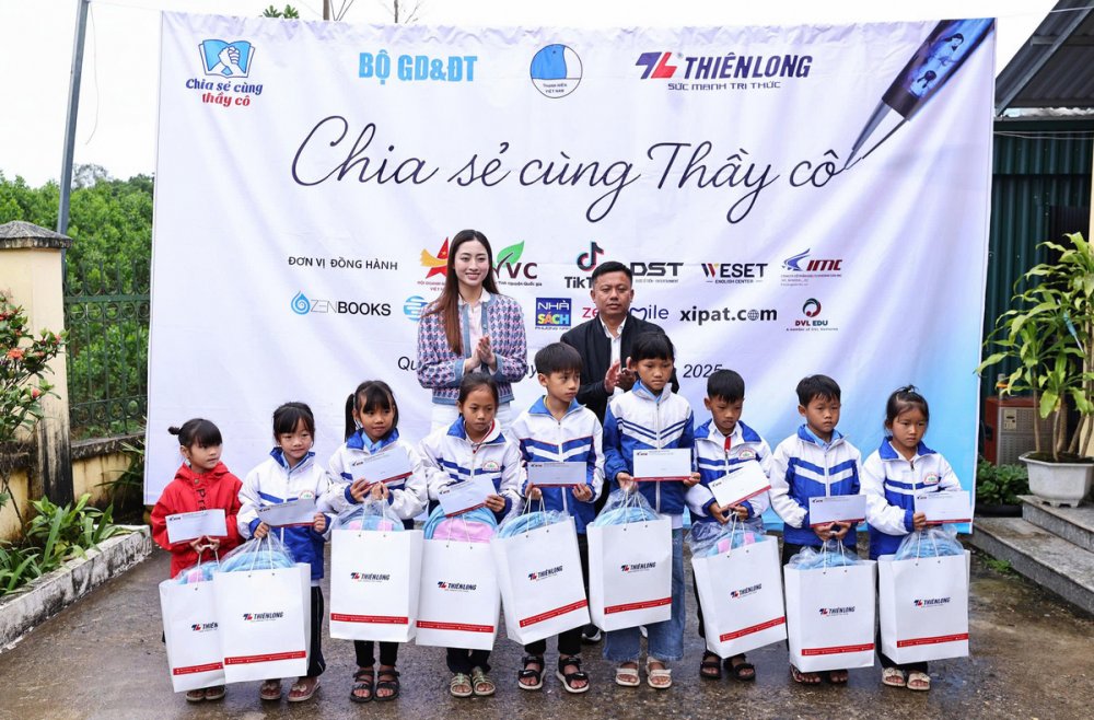 Hoa hậu Lương Thùy Linh 