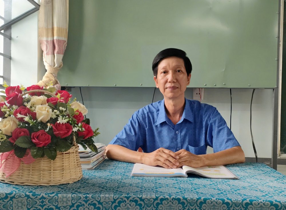 Thầy giáo người Tày trọn đời gắn bó với biên cương