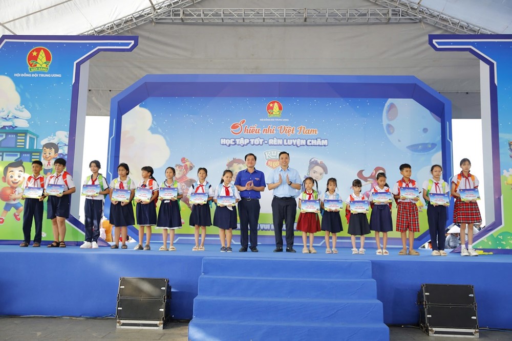 Thiếu nhi An Giang hưởng ứng ngày hội “Thiếu nhi Việt Nam - Học tập tốt, rèn luyện chăm“