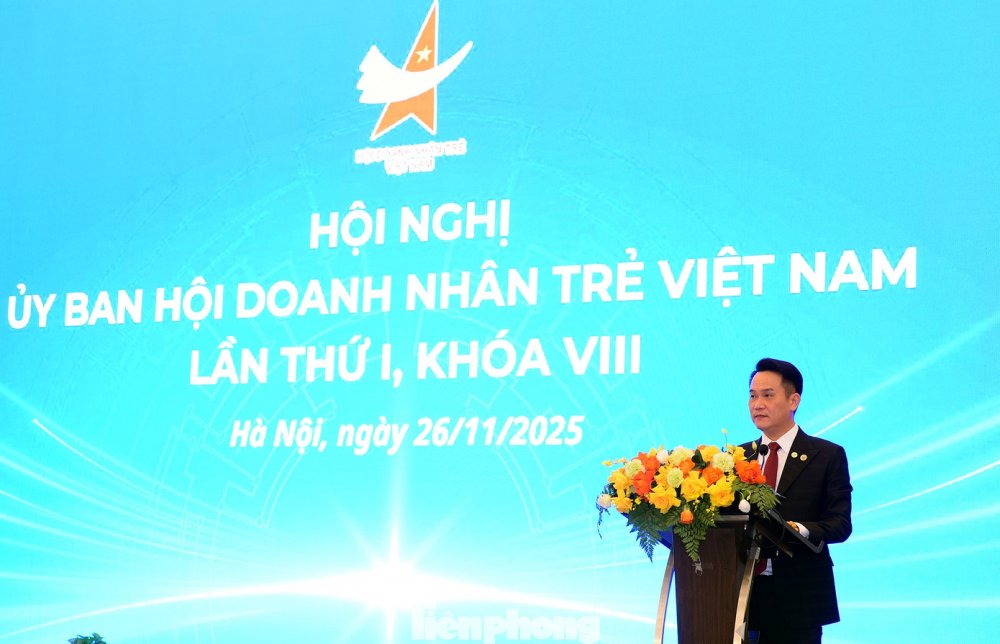 Anh Đặng Hồng Anh tái cử làm Chủ tịch Hội Doanh nhân trẻ Việt Nam khóa VIII