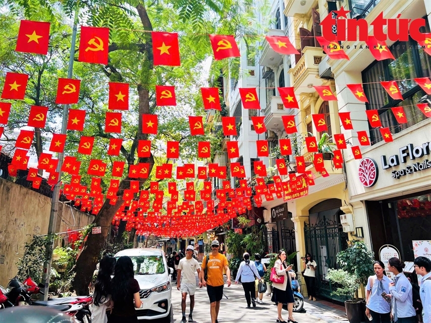 Kiên định bảo vệ nền tảng tư tưởng của Đảng, đập tan mọi âm mưu “diễn biến hòa bình”