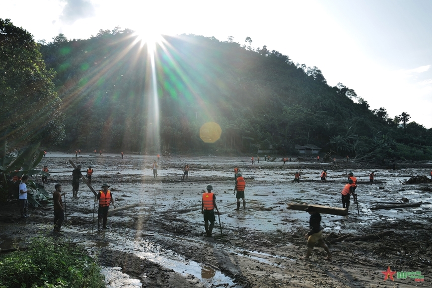 “Dân sự hóa” Quân đội - mũi tên độc trong chiến lược “diễn biến hòa bình”- Bài 4: Giải pháp làm thất bại mưu đồ “dân sự hóa” Quân đội