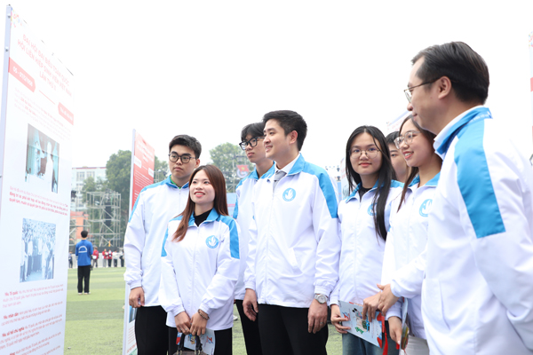 Sôi nổi các hoạt động tại Ngày hội kỷ niệm 76 năm Ngày truyền thống học sinh, sinh viên Việt Nam