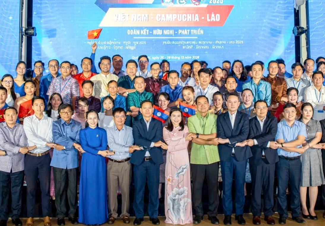 Gala Đông Dương 2025: 3 quốc gia – một tình đoàn kết không biên giới