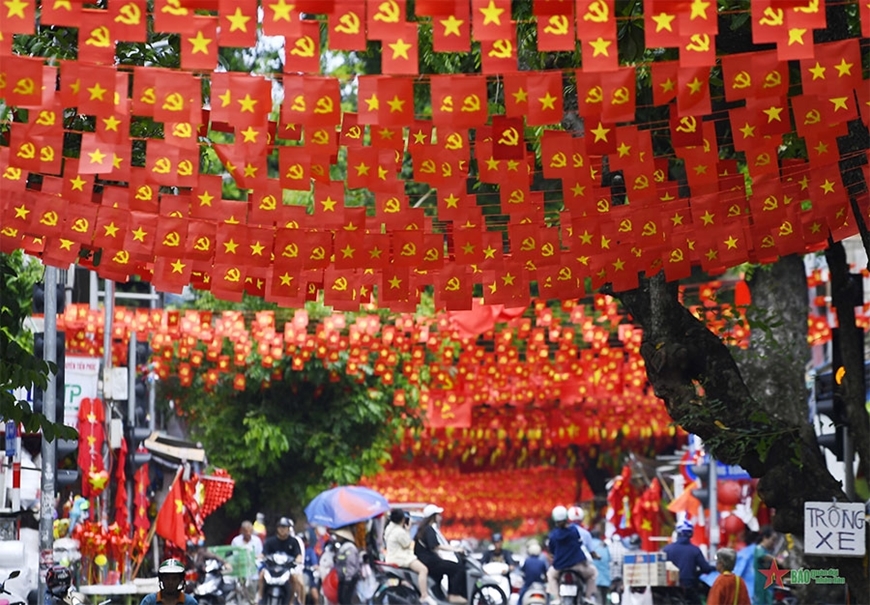 Giữ thế cân bằng chiến lược trong đối ngoại quốc phòng - Bài 2: Trụ cột đối ngoại và bản lĩnh, thế trận đấu tranh