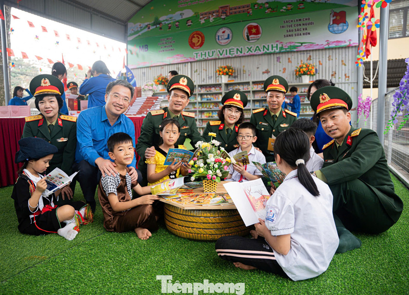 Bí thư T.Ư Đoàn Nguyễn Tường Lâm dự khởi động Tháng Thanh niên tại Lữ đoàn Đặc công 113