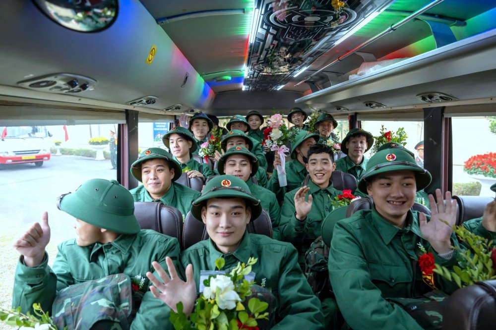 Cả nước sẽ tổ chức giao nhận quân trong hai ngày 4 và 5/3