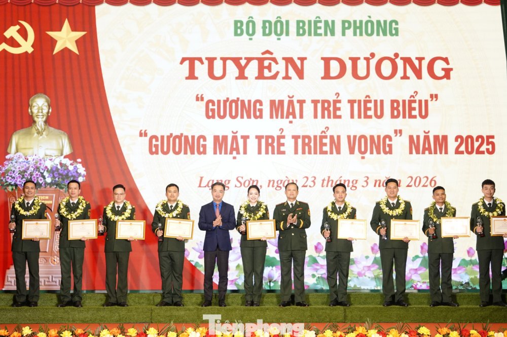 Tôn vinh 20 điển hình trẻ xuất sắc nhất lực lượng Biên phòng