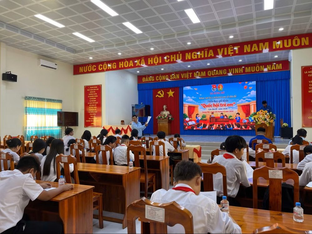 Lấy ý kiến trẻ em về chủ đề phiên họp giả định Quốc hội trẻ em lần thứ III