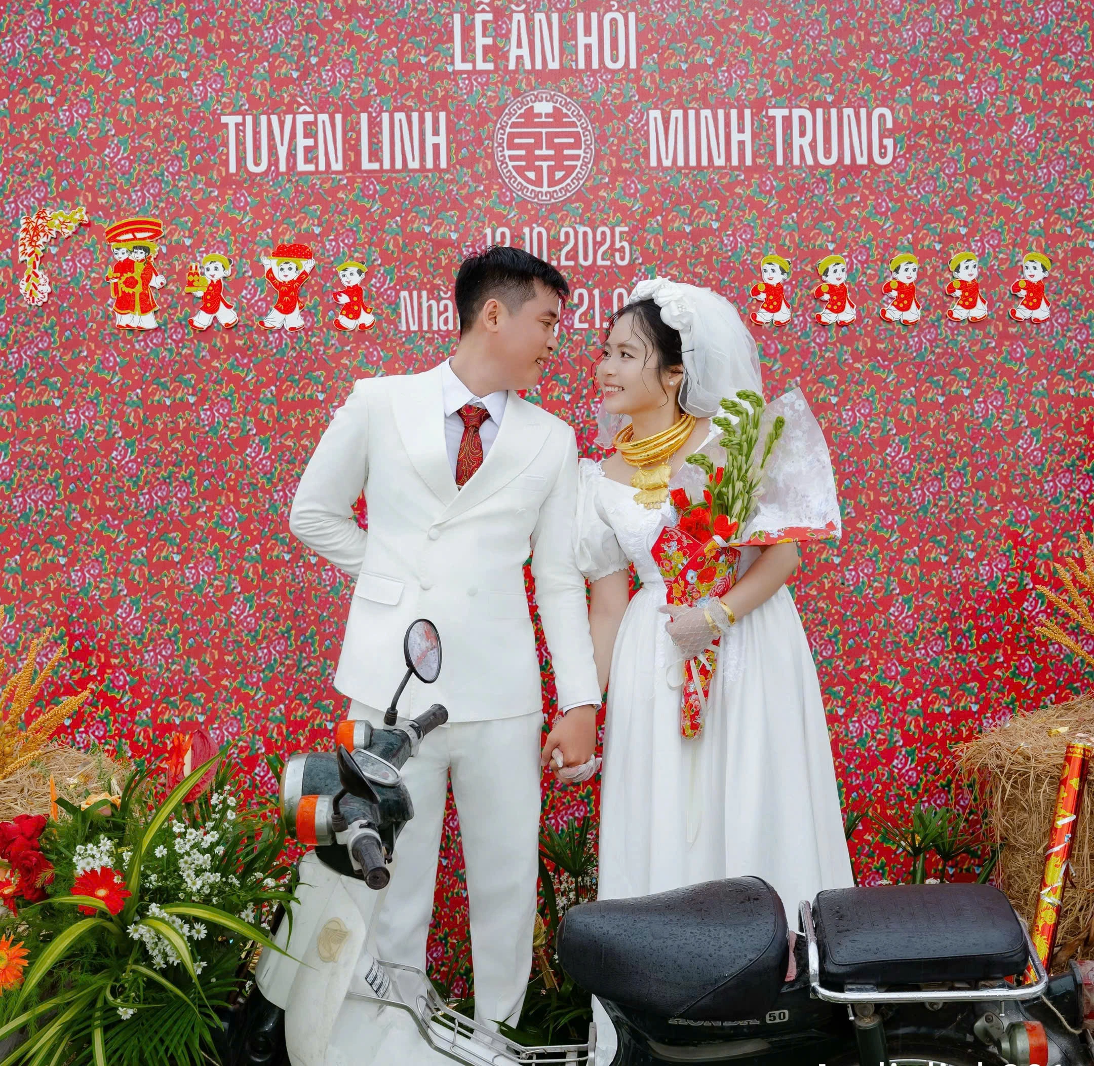 Giữa thời hiện đại, vì sao người trẻ rủ nhau ‘cưới như thời ba mẹ’