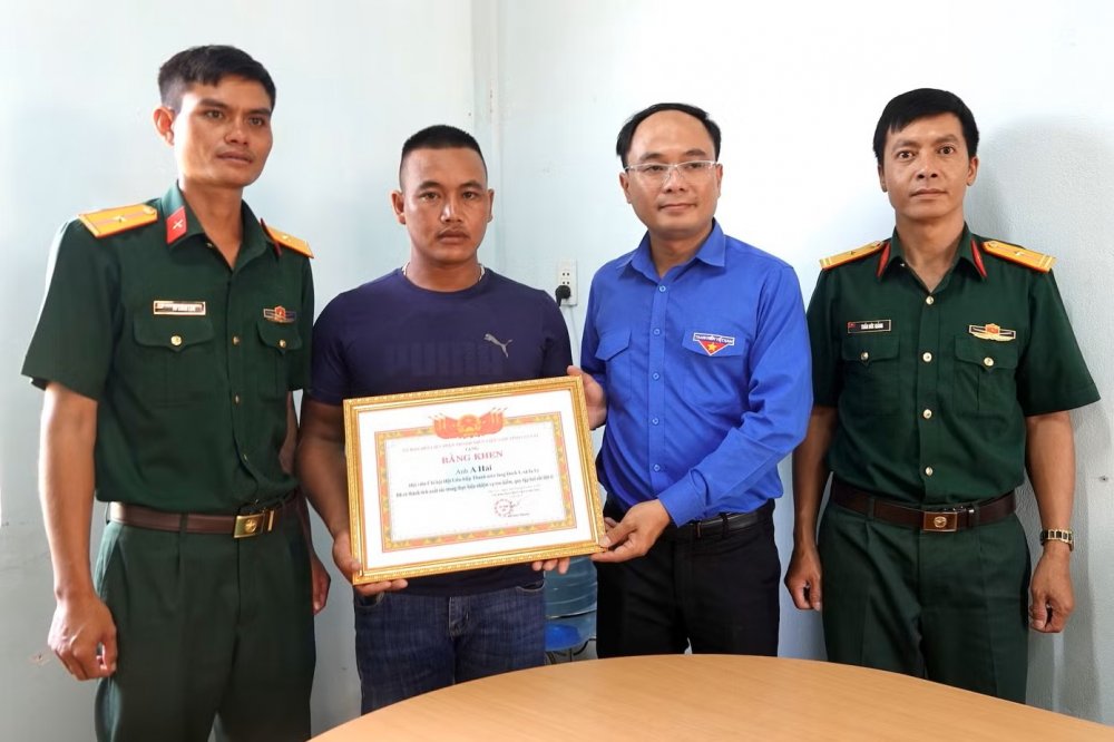 Thanh niên kể chuyện vào hang đá như mê cung thấy nhiều hài cốt liệt sĩ