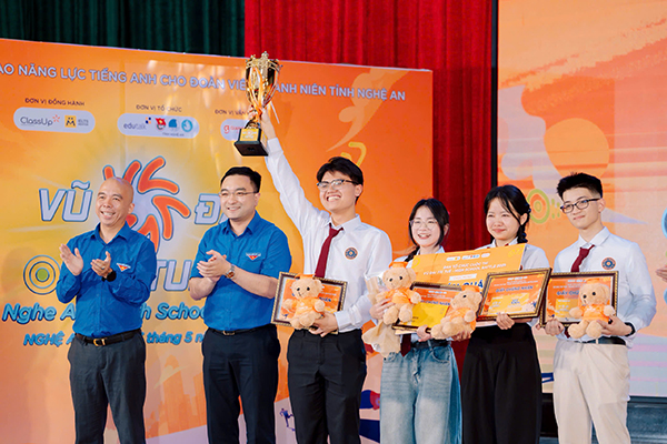 Sôi động sân chơi “Vũ Đài Trí Tuệ – Nghe An High School Battle 2026”